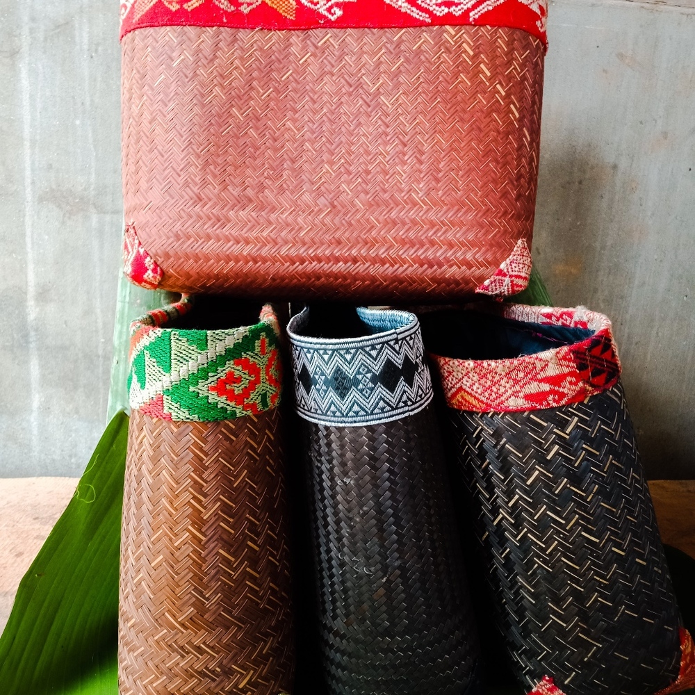 Handwoven Custom Rattan Purse - Picture 2 of 4